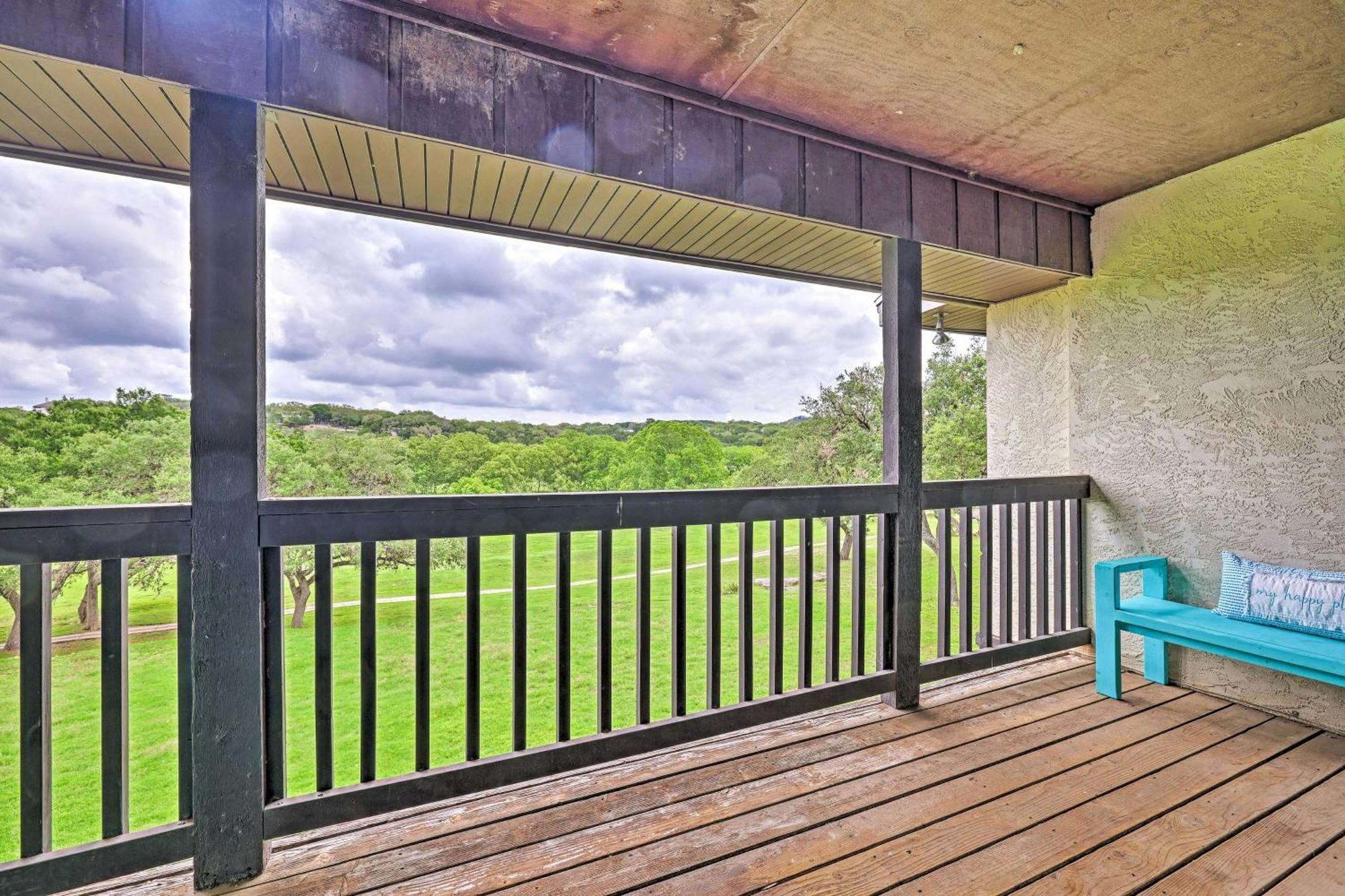 Modern Lakeside Golf Course Retreat With Deck! Canyon Lake Exteriör bild